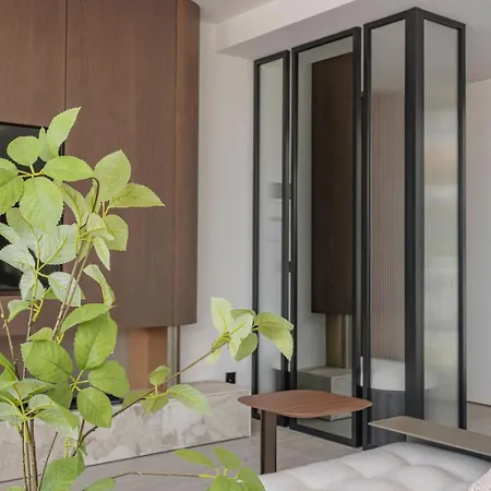 فيلة Marbesa Beachside Lux *
