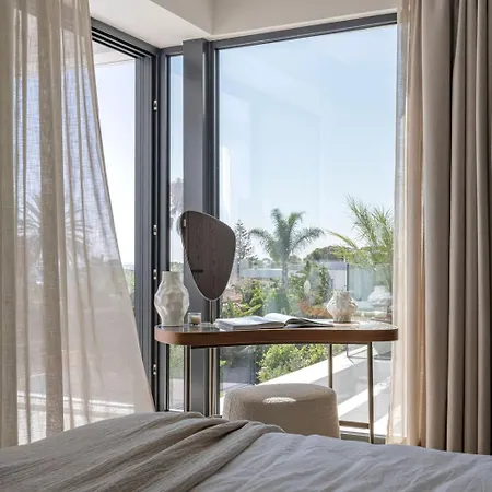 فيلة Marbesa Beachside Lux ماربيا