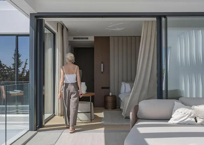 فيلة Marbesa Beachside Lux ماربيا