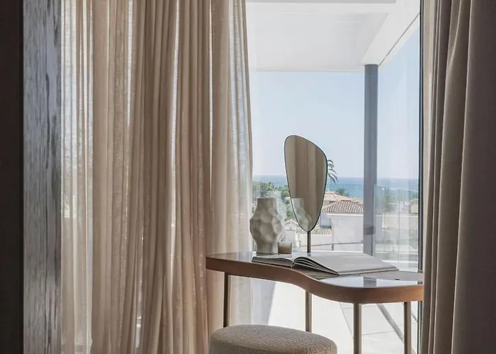 Marbesa Beachside Lux فيلة *