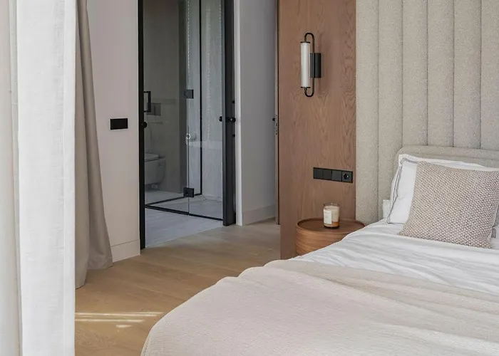 Marbesa Beachside Lux فيلة